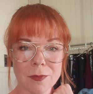 Meet your Posher, Catherine